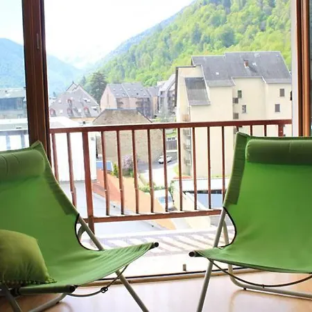 Luchon Plein Centre, Ski, Soleil Et Eaux Thermales 100m Remontee 400m Thermes Apartment Bagneres-de-Luchon